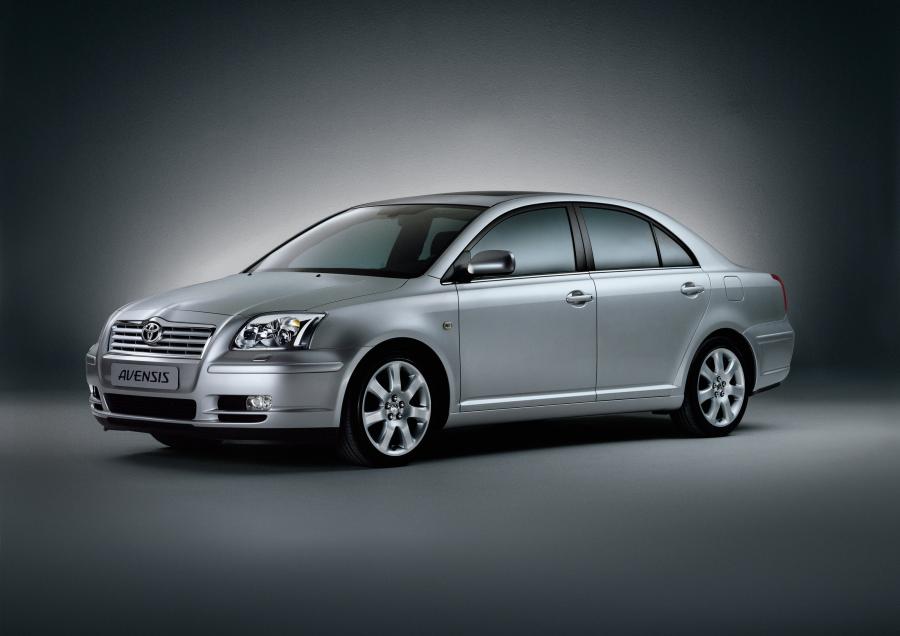  Toyota Avensis 2003 года  (фото 78 из 114)